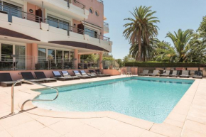 Zenitude Hôtel-Résidences Le Cannet  Ле Каннет
